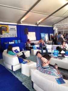 10011348_687558567968366_1864672208_n