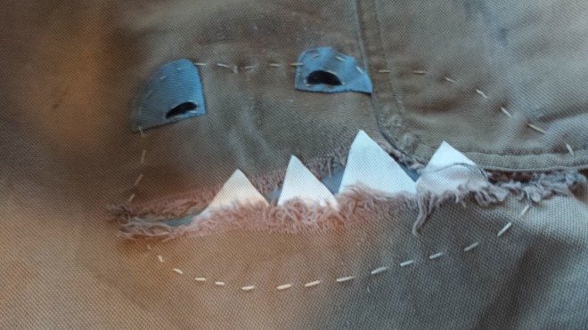 make a monster jeans patch,