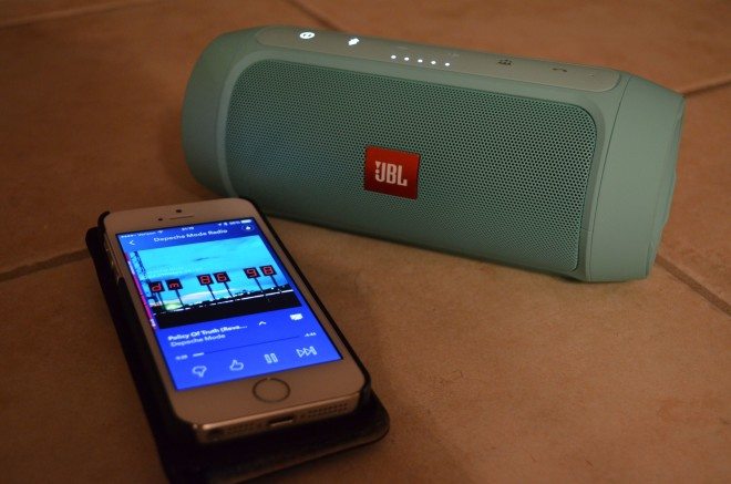 Connecting the Charge 2+ wirelessly is easier than ever! Photo: Patricia Vollmer.