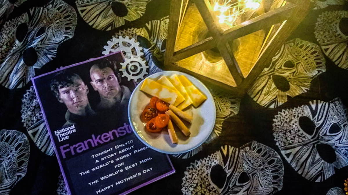 DinnerTheatreFeature