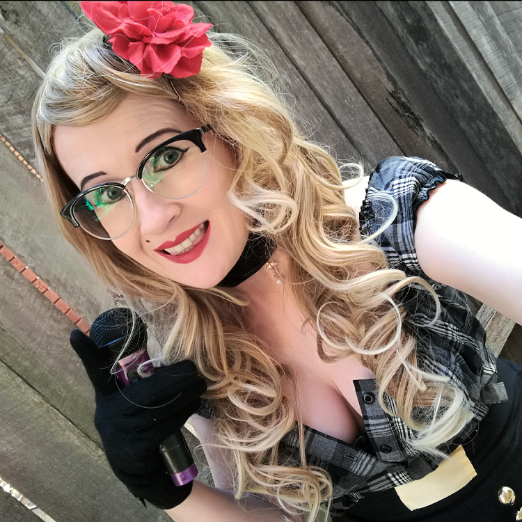 cosplay black canary bombshell