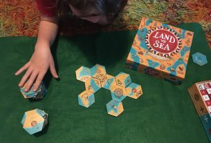 Land vs Sea Game Review