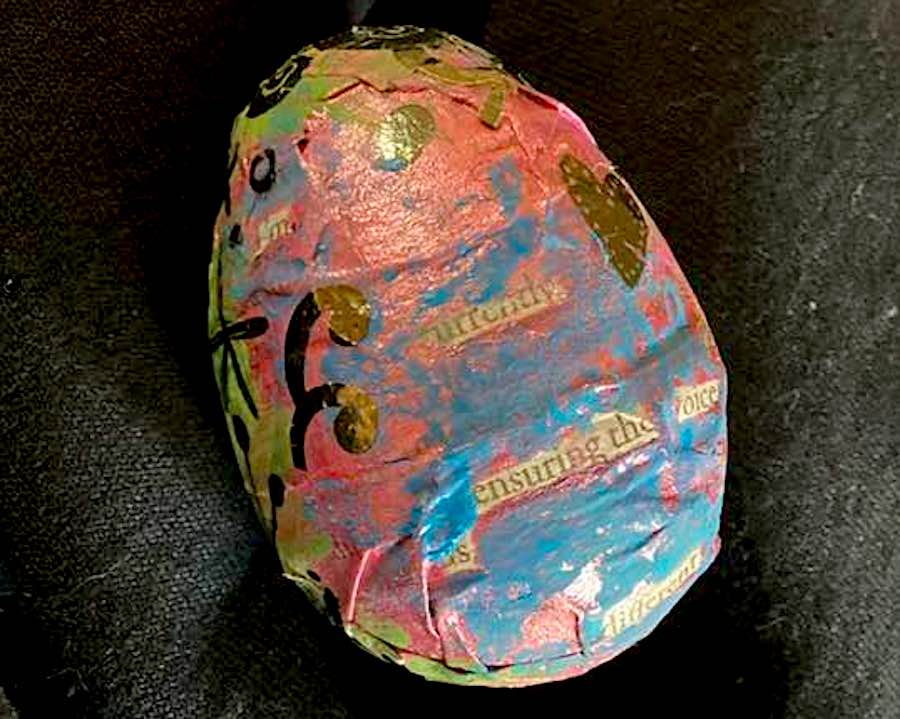 blackout egg