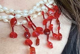 VampireNecklacefeaturejpg